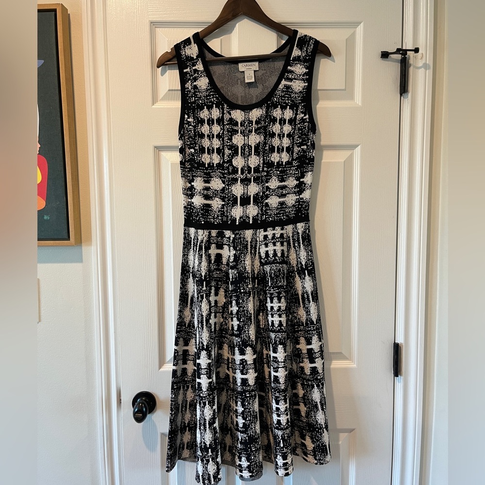 Carmen Fit n’ Flare Sleeveless Midi Dress - Picture 3 of 3